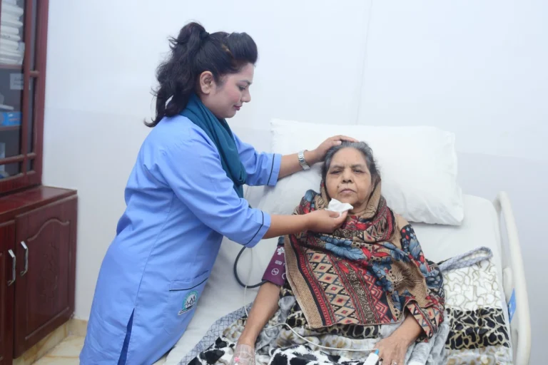 Why Choosing an Elderly Home Care